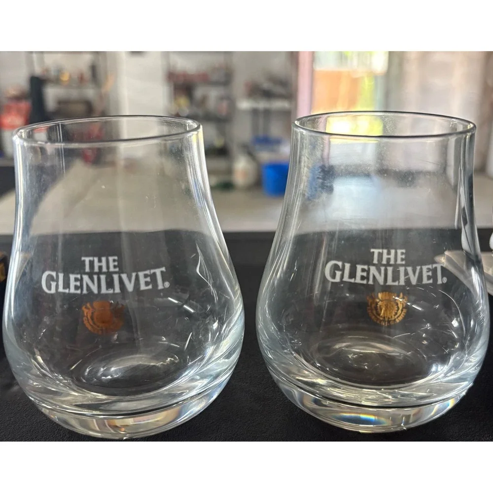 The Glenlivet Scotch Whiskey - Set of 2 Glasses Whiskey Bourbon Scotch